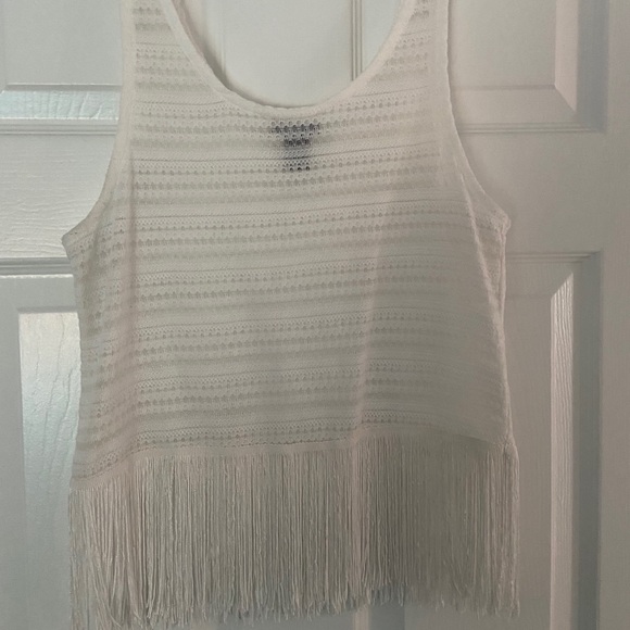 Frayed Bottom Crop Top - Picture 1 of 2